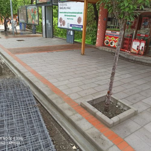 Kızılcahamam Belediyesi Önü Andezit Döşeme