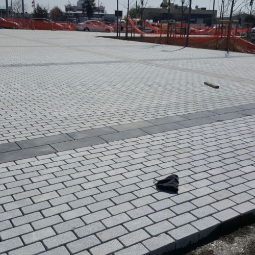 Pendik Sahil Tamburlu Granit Döşeme